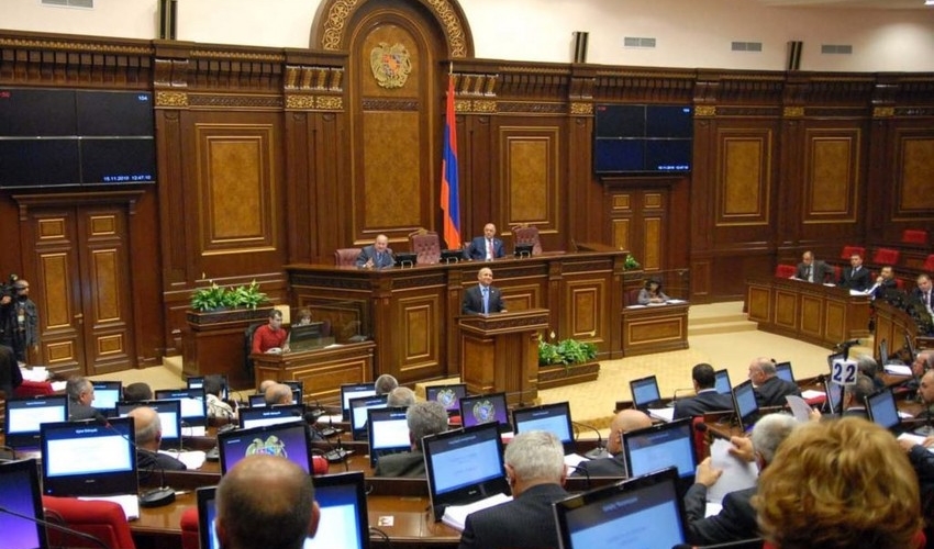 Ermənistan parlamentində delimitasiyaya ETİRAZ 